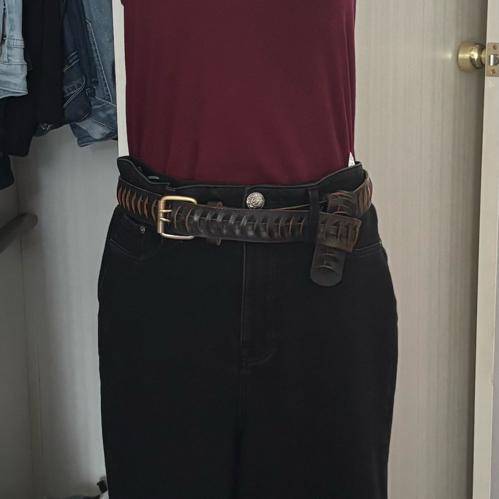 Seven7 Black Jeggings with Sleek Fit
